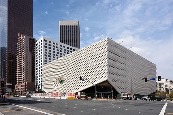 The Broad Museum Los Angeles Limo Service. Premium Chauffeur Service